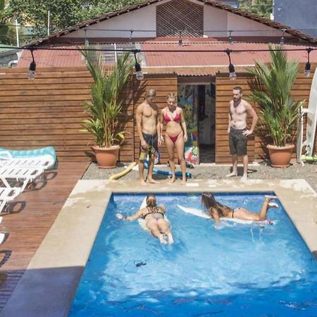 Buena Nota Hostel Хако Экстерьер фото