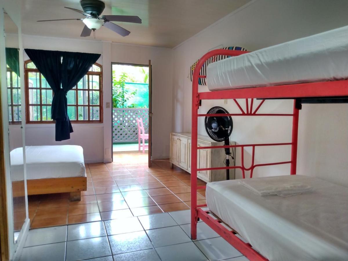 Buena Nota Hostel Хако Экстерьер фото